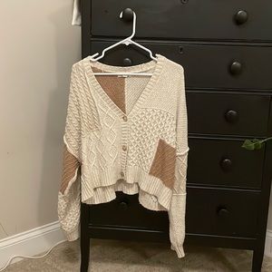🤎 brown and cream color button up sweater women’s American eagle size XL